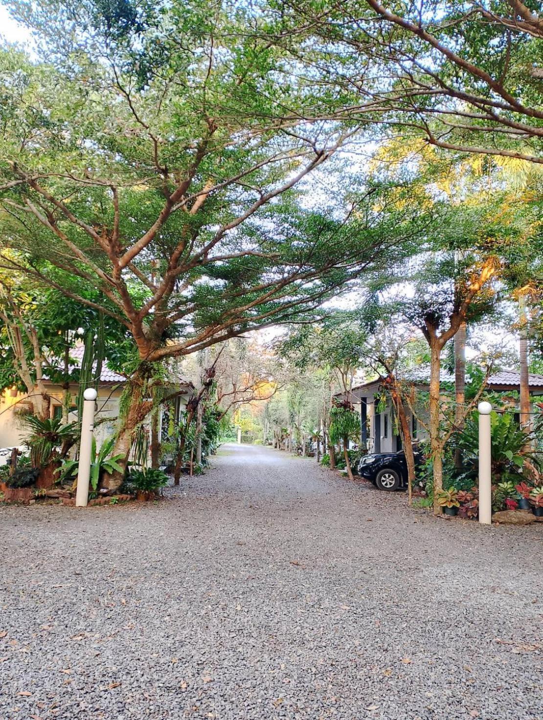 Big House Resort Trat Esterno foto
